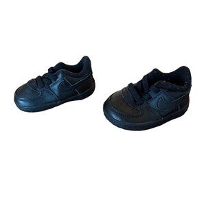 Nike Force 1 Crib Sneakers Slip-On Black Baby Size 2C Sporty Athletic Classic